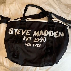 •STEVE MADDEN OVERNIGHT BAG• Great condition, only used a few times, no marks